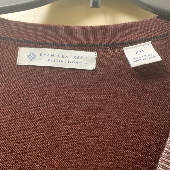 Ryan Seacrest Cardigan - Picture 3 of 3